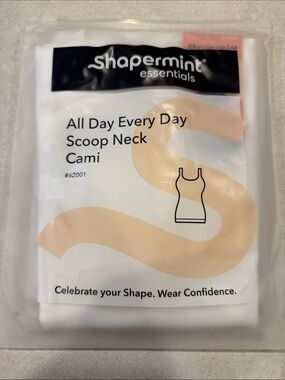 Shapermint White All Day Every Day Scoop Neck Cami